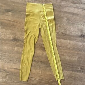Lululemon Athletica Olive Leggings fleece lining Size 6